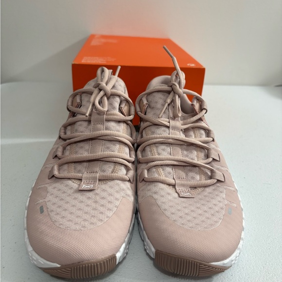 Nike Free Metcon 5 Pink Sneakers - Picture 2 of 6